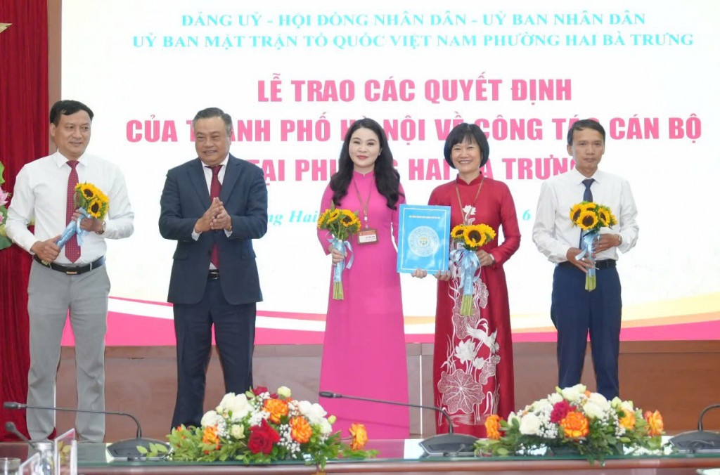 Đồng chí Chu Hồng Minh giữ chức Bí thư Đảng ủy phường Hai Bà Trưng