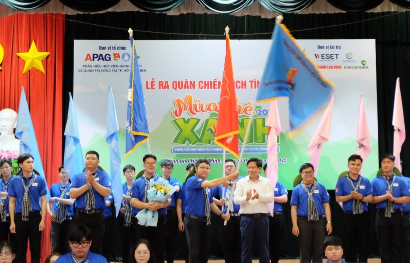 TP Hồ Chí Minh: Sắc xanh đồng hành cùng UBND phường, xã