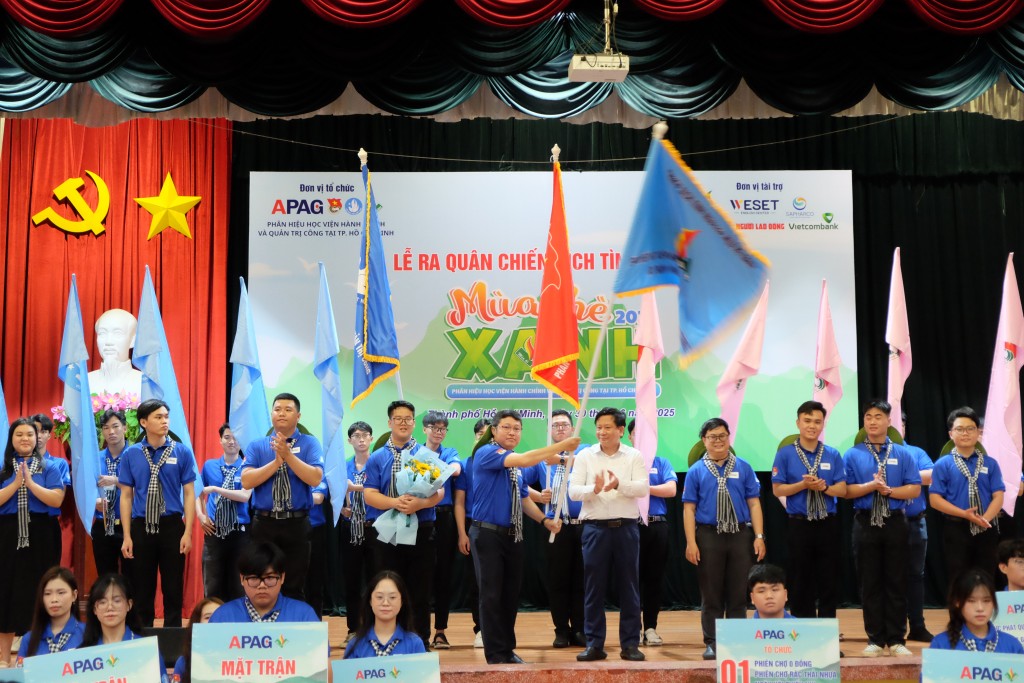 TP Hồ Chí Minh: Sắc xanh đồng hành cùng UBND phường, xã