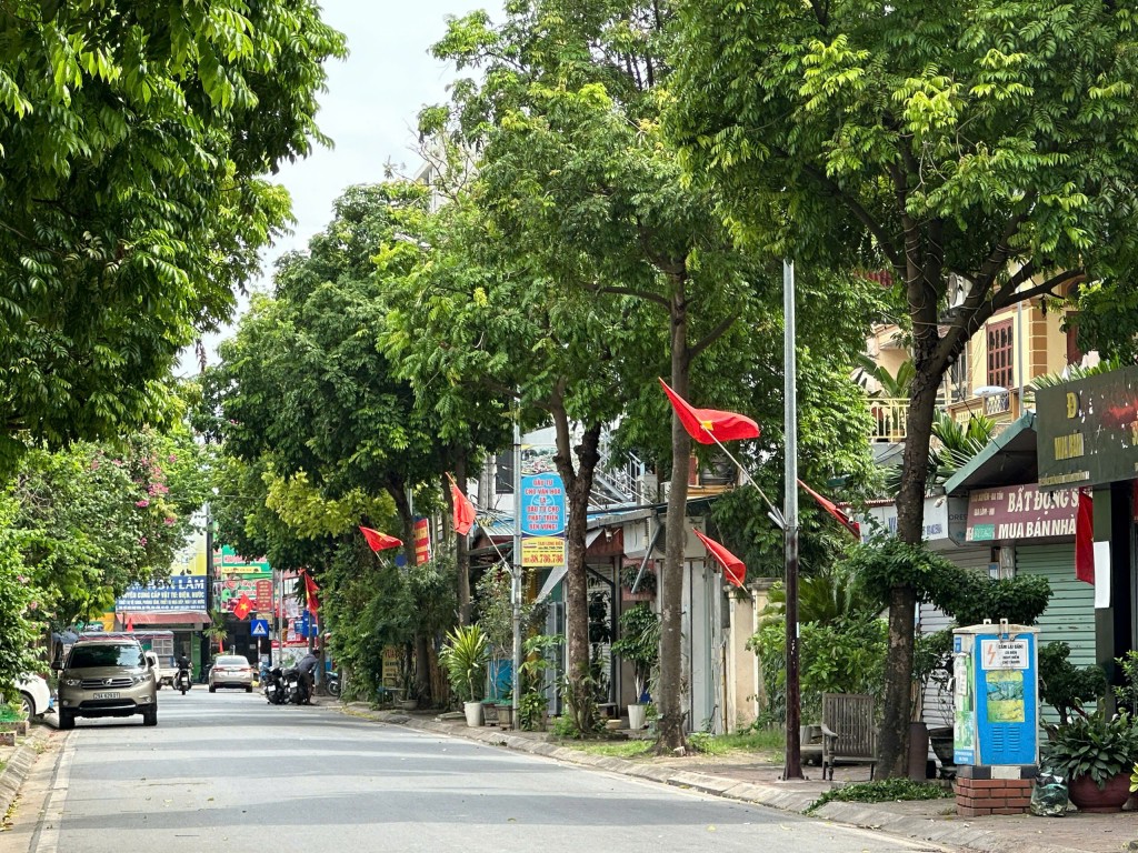Đồng chí Nguyễn Văn Quyến giữ chức Bí thư Đảng ủy xã Bát Tràng