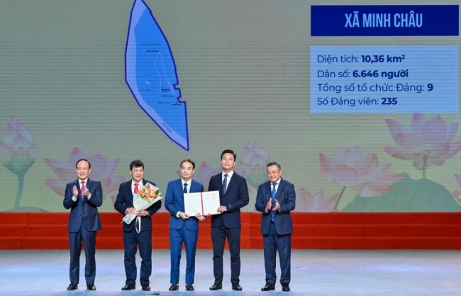 Làng quê vươn mình - Chính quyền hai cấp mở lối tương lai