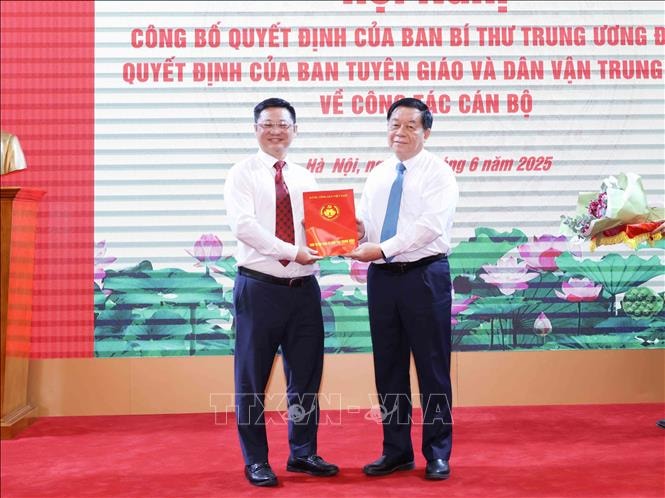 Đồng chí Trần Thanh Lâm giữ chức Phó Trưởng ban Tuyên giáo và Dân vận Trung ương