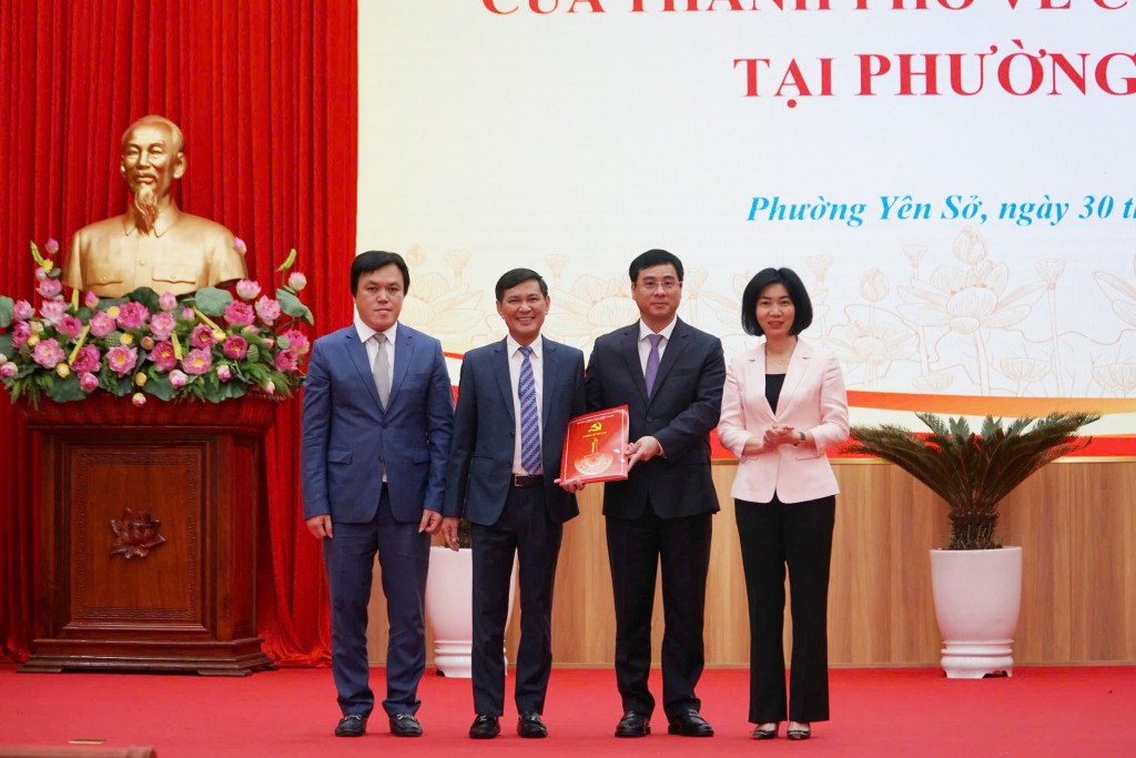 Công bố nhân sự chủ chốt phường Yên Sở
