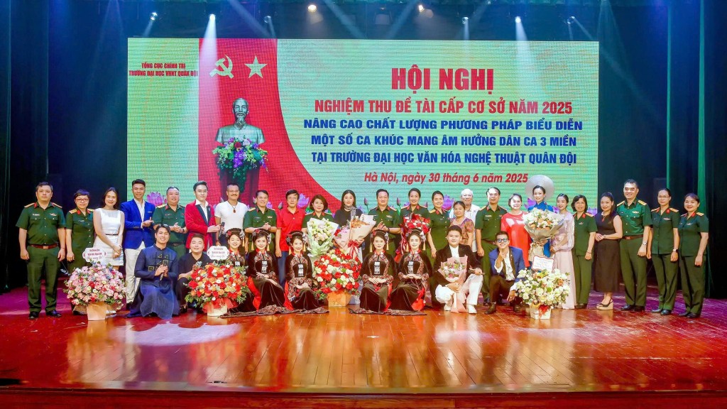 Nâng cao chất lượng biểu diễn ca khúc mang âm hưởng dân ca