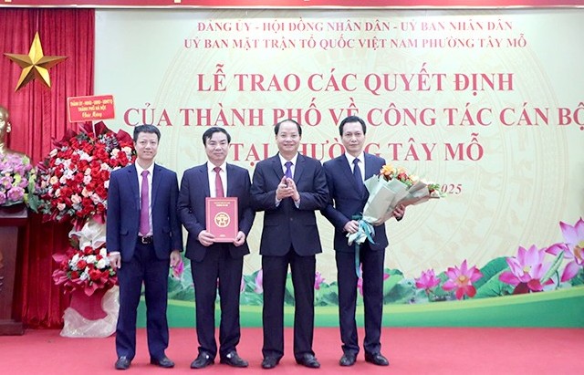 Cán bộ, công chức phường Tây Mỗ đoàn kết, tạo động lực mới