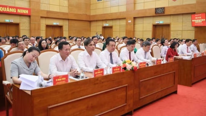 Quang cảnh hội nghị