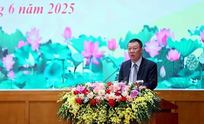 Đồng chí Đoàn Hồng Phong, Ủy viên Trung ương Đảng, Tổng Thanh tra Chính phủ, phát biểu tại hội nghị. 