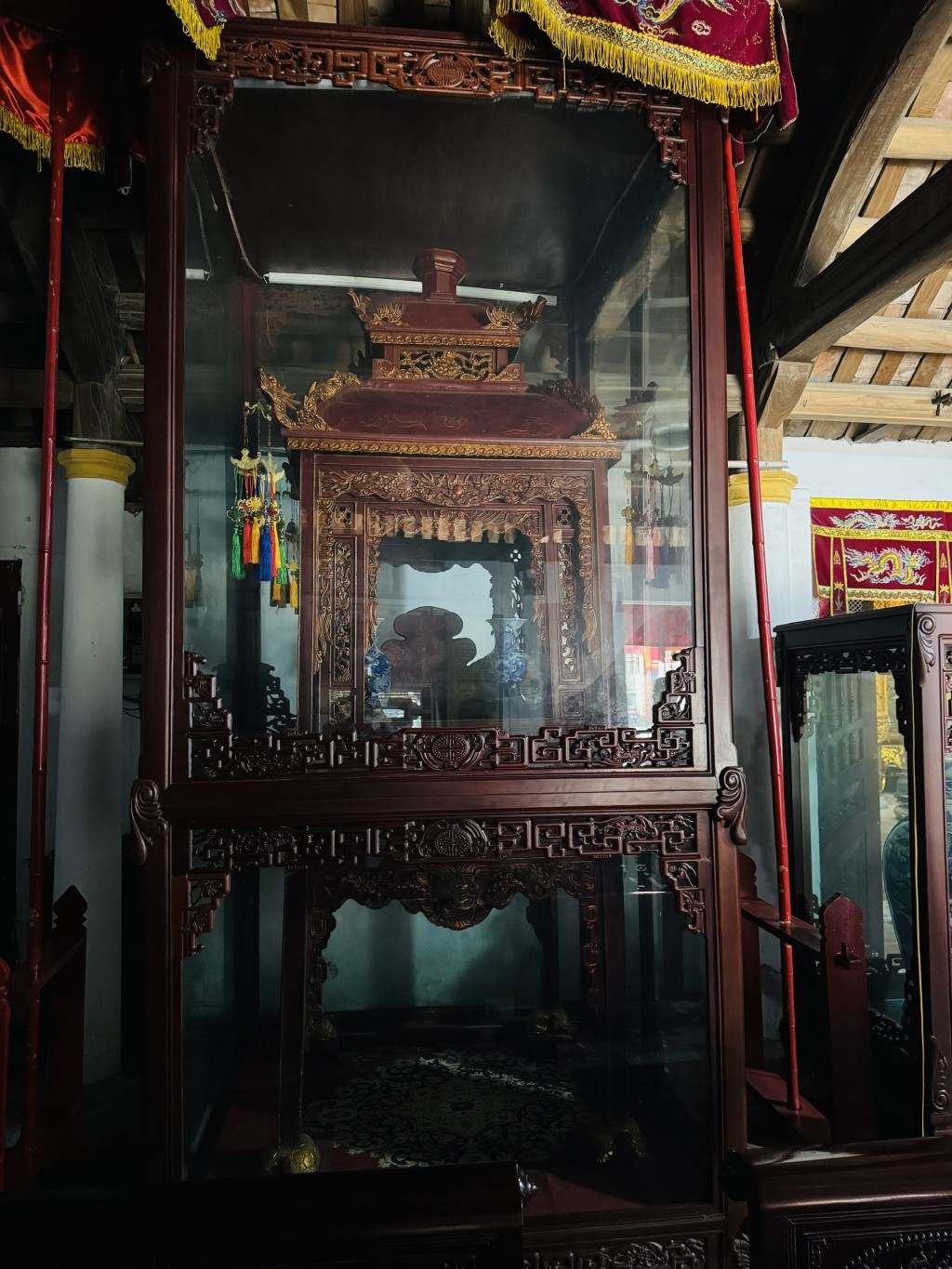 Chiếc long đình có tuổi đời hơn trăm năm