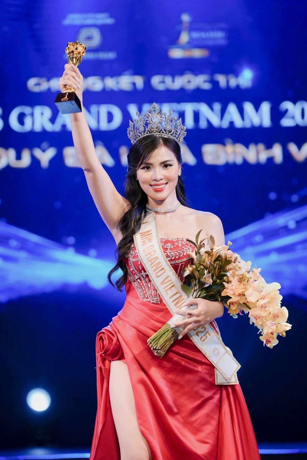 Mrs Grand Vietnam 2025 Nguyễn Thị Thưa