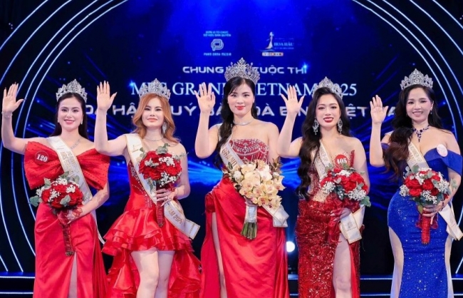 Phó Bí thư chi đoàn Nguyễn Thị Thưa đăng quang Mrs Grand Vietnam 2025