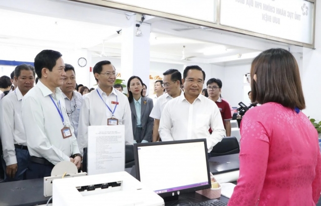 Chủ tịch UBND TP Hồ Chí Minh làm việc với phường Dĩ An