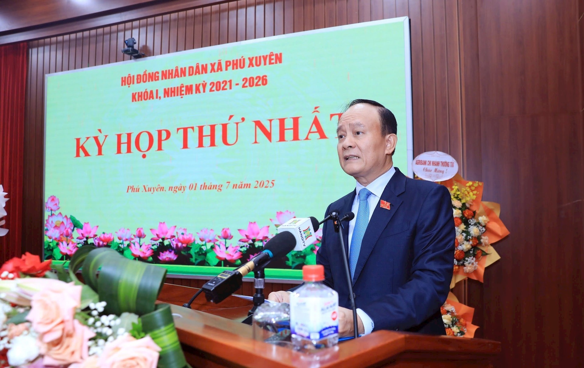 Đổi mới tư duy quản lý, xây dựng chính quyền hiệu lực, hiệu quả