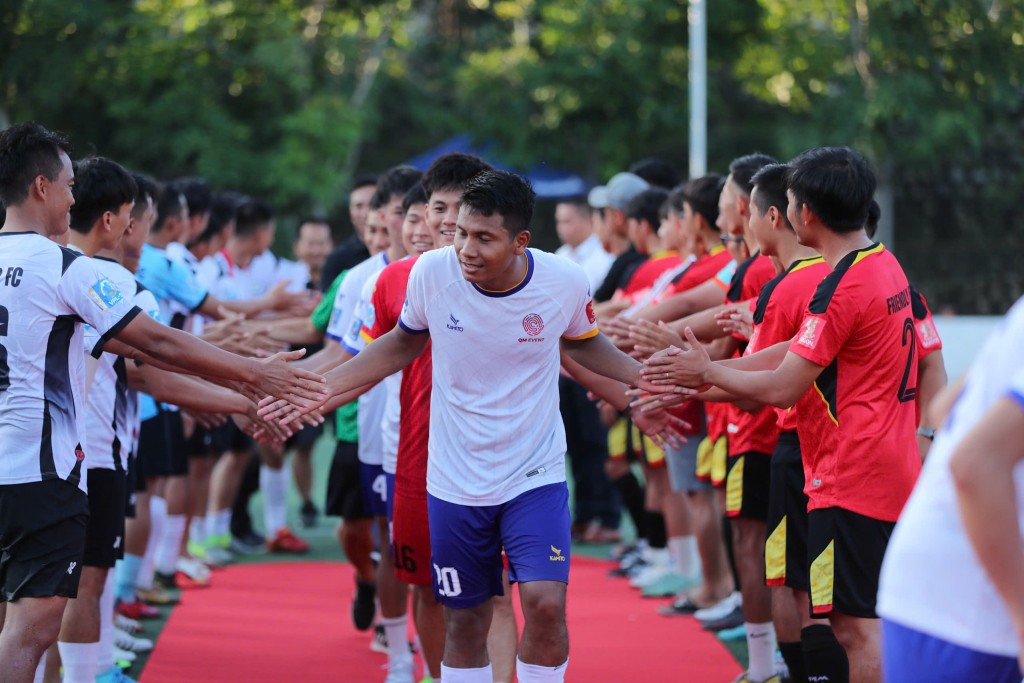 CLB Friendly vô địch Giải bóng đá 7 người Bia Saigon Dragon Cup 2025 tại Nam Trung Bộ