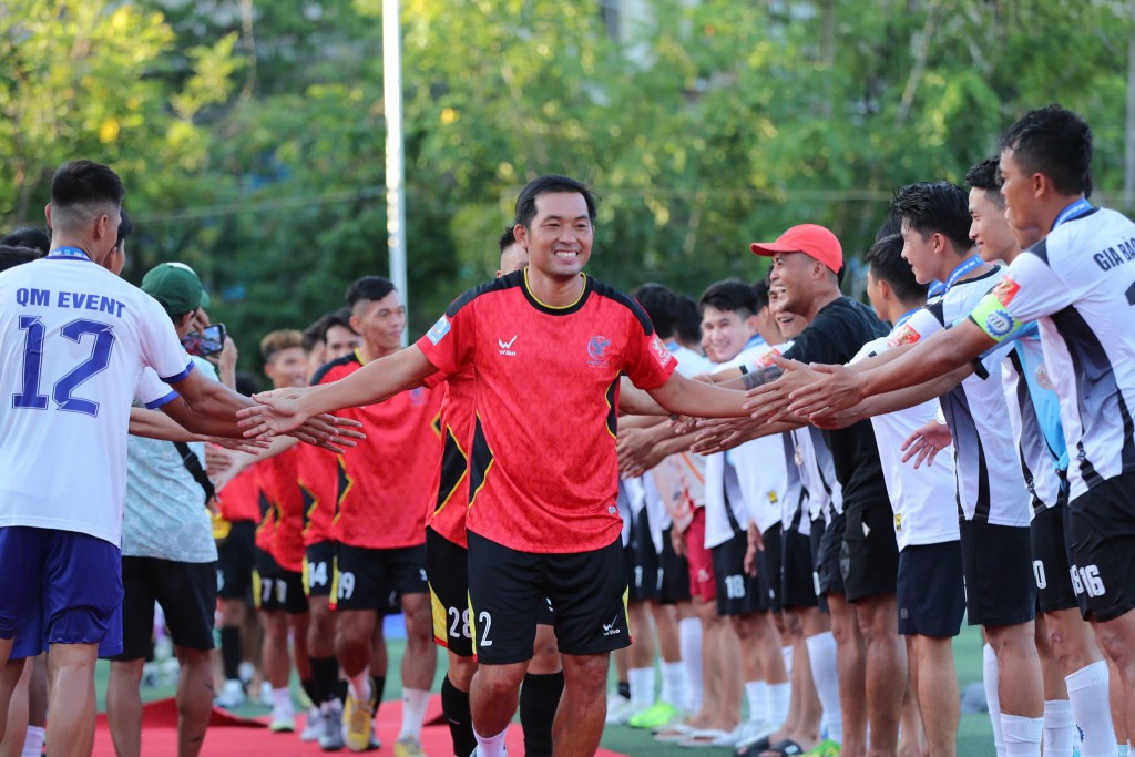 CLB Friendly vô địch Giải bóng đá 7 người Bia Saigon Dragon Cup 2025 tại Nam Trung Bộ