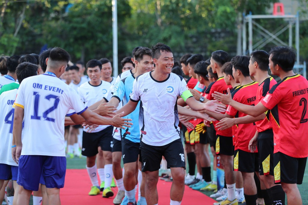CLB Friendly vô địch Giải bóng đá 7 người Bia Saigon Dragon Cup 2025 tại Nam Trung Bộ