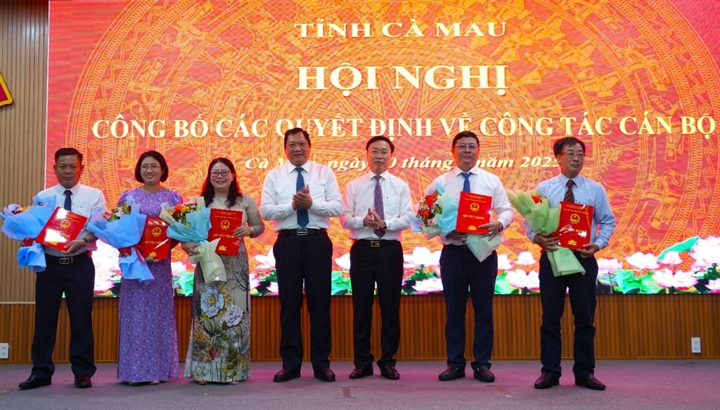 Cà Mau kiện toàn nhân sự sau hợp nhất