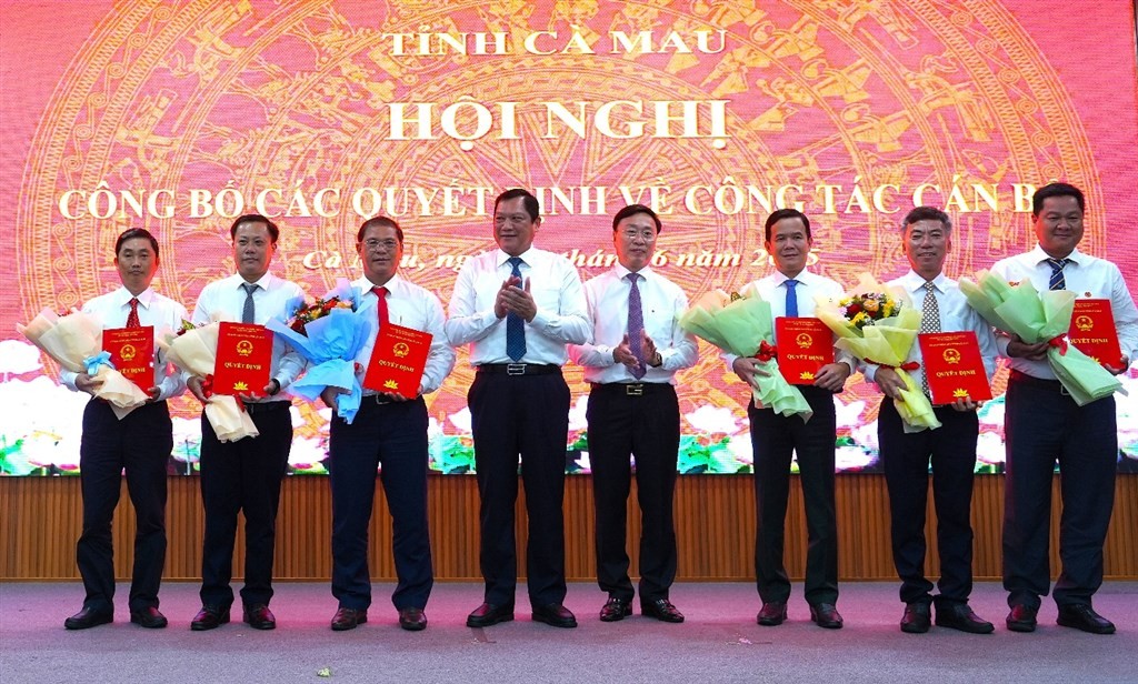 Cà Mau kiện toàn nhân sự sau hợp nhất
