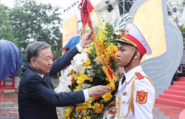 Tổng Bí thư Tô Lâm dự Lễ kỷ niệm 110 năm Ngày sinh Tổng Bí thư Nguyễn Văn Linh
