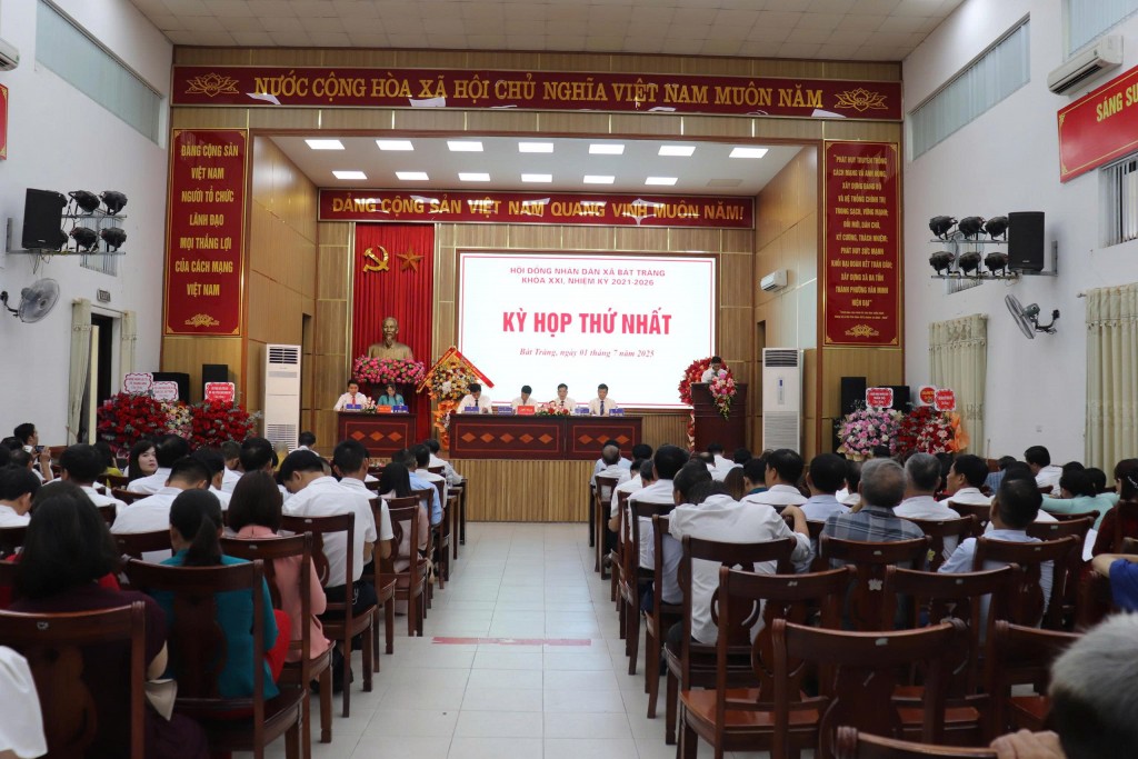HĐND xã Bát Tràng tổ chức kỳ họp thứ nhất quyết định nhiều nội dung quan trọng