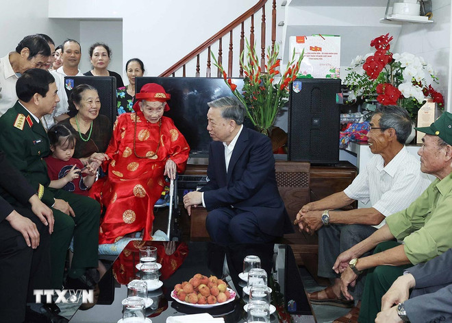 Lễ kỷ niệm 110 năm Ngày sinh Tổng Bí thư Nguyễn Văn Linh