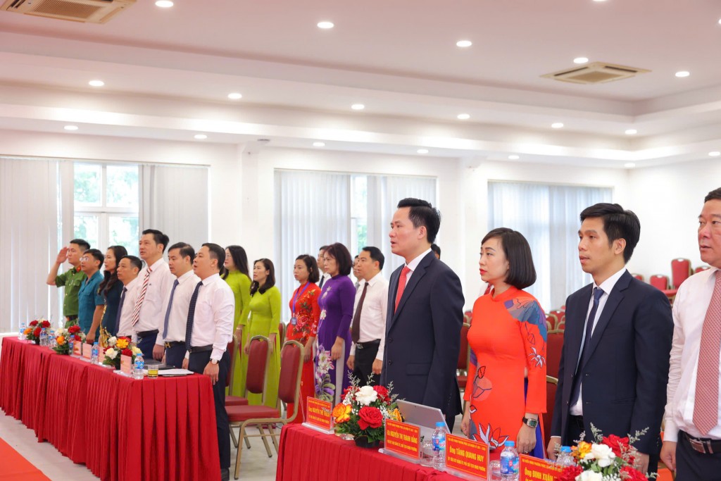 Phường Phúc Lợi kiện toàn tổ chức, vận hành bộ máy mới