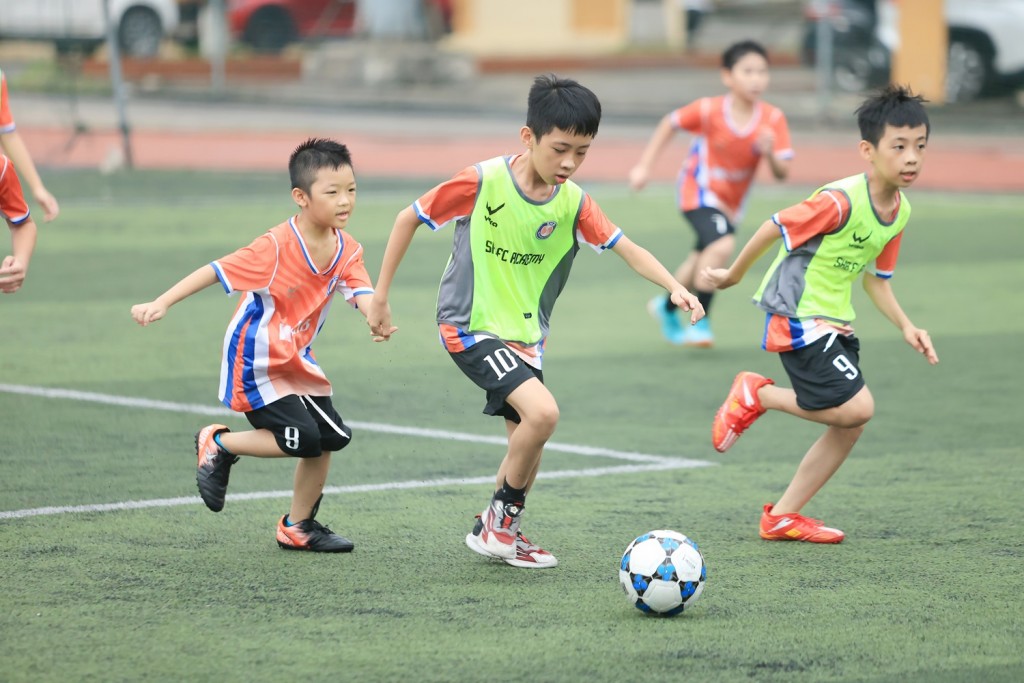 Chương trình đào tạo bóng đá trẻ SHB FC Academy - món quà ý nghĩa cho thiếu nhi
