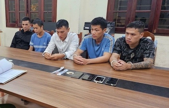 Tràng Định (Lạng Sơn): Bắt quả tang 4 đối tượng sử dụng trái phép chất ma tuý