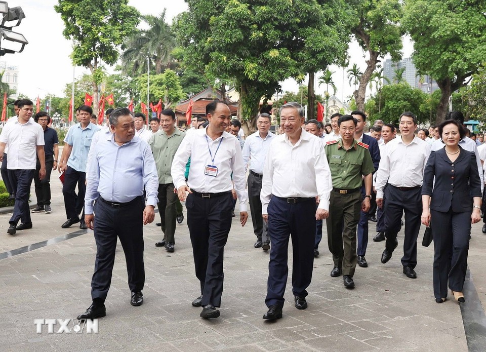 Tổng Bí thư Tô Lâm kiểm tra hoạt động của chính quyền địa phương 2 cấp ở Hà Nội