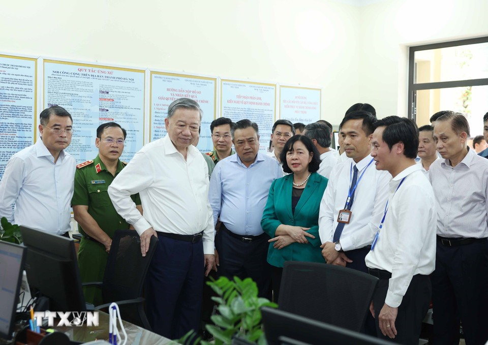 Tổng Bí thư Tô Lâm kiểm tra hoạt động của chính quyền địa phương 2 cấp ở Hà Nội