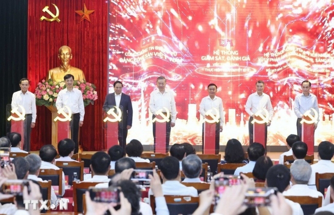 Tổng Bí thư Tô Lâm chủ trì hội nghị sơ kết thực hiện Nghị quyết 57-NQ/TW