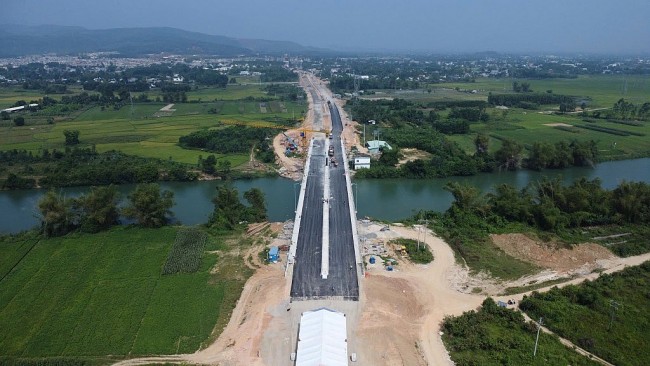 Cầu Quảng Đà đã xong, đường dẫn Điện Bàn Bắc vẫn chưa thấy đâu