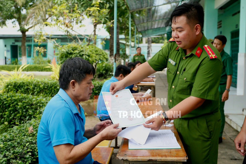 Công an TP Hồ Chí Minh công bố trụ sở của 167 công an cấp xã, 10 đồn, 1 đặc khu và nơi làm Căn cước (ảnh: Công an TP Hồ Chí Minh)