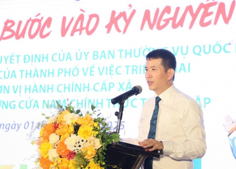 Bí thư Đảng ủy, Chủ tịch HĐND phường Cửa Nam Phạm Tuấn Long phát biểu tại chương trình.