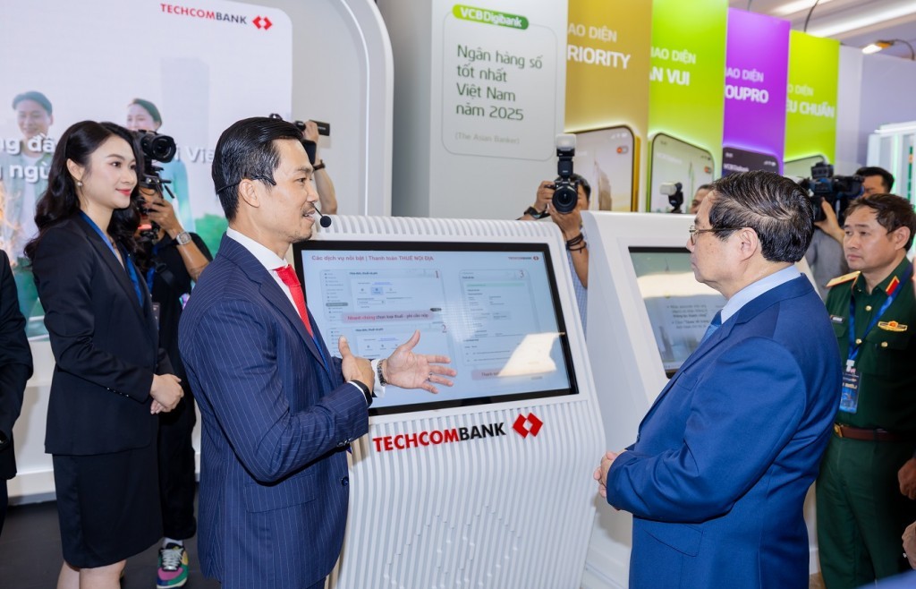 Chuyển đổi số ngành ngân hàng: Hệ sinh thái số thông minh trong kỷ nguyên mới