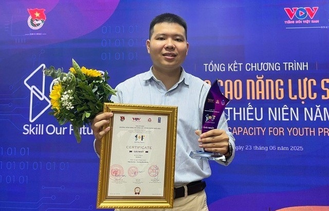 Nam sinh sáng tạo “chuyên gia” tư vấn tâm lý bằng AI