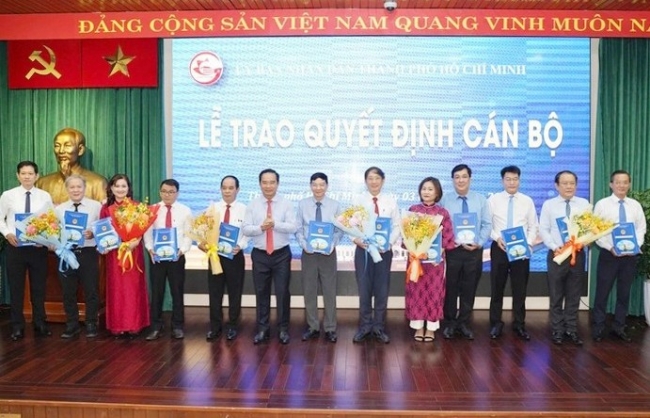 TP Hồ Chí Minh trao quyết định bổ nhiệm lãnh đạo 10 cơ quan báo chí