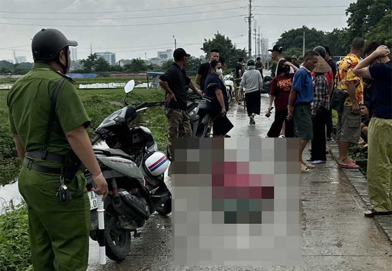 Cảnh sát bảo vệ hiện trường, điều tra làm rõ vụ việc một phụ nữ tử vong nghi do sét đánh