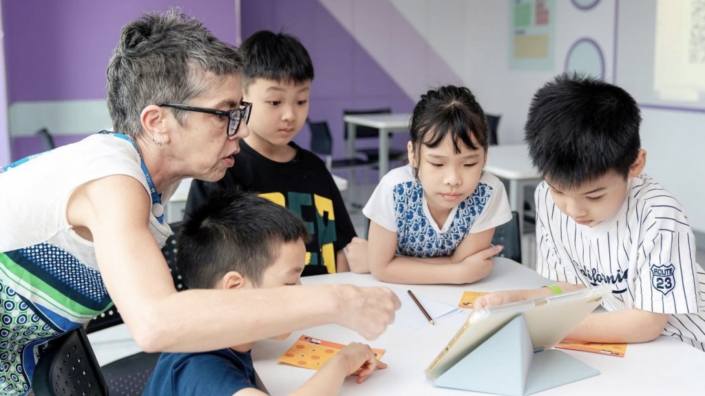  Môi trường học tập thân thiện, sáng tạo và chuẩn quốc tế tại Hội đồng Anh nuôi dưỡng đam mê  tiếng Anh và phát triển tư duy cho thế hệ trẻ Việt Nam. 