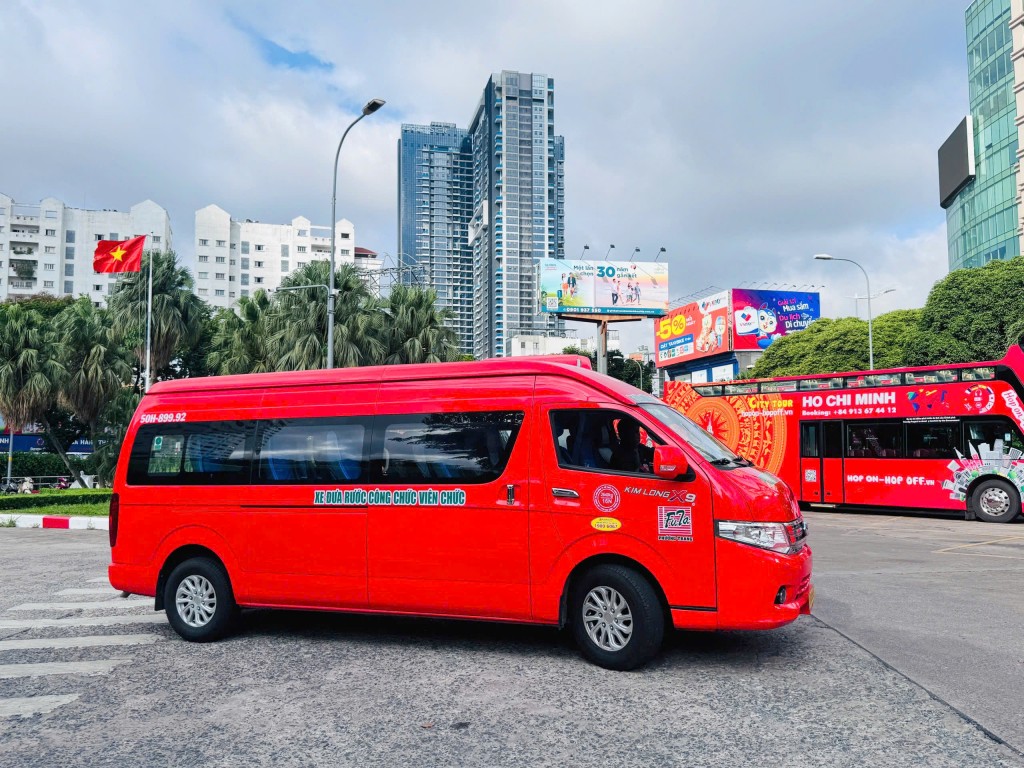 Thông tin về xe đưa rước cán bộ, công chức TP Hồ Chí Minh