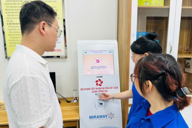 Thanh niên Thủ đô mở cao điểm hỗ trợ làm thủ tục hành chính