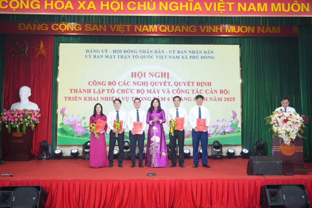 Bước chuyển mạnh mẽ trong đổi mới tổ chức và nâng cao hiệu quả quản lý