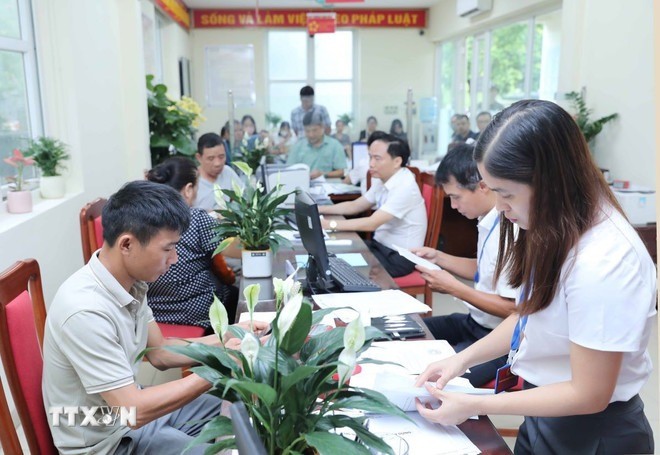Một số nhiệm vụ tiếp tục xây dựng tổ chức, hoạt động của đơn vị hành chính 2 cấp