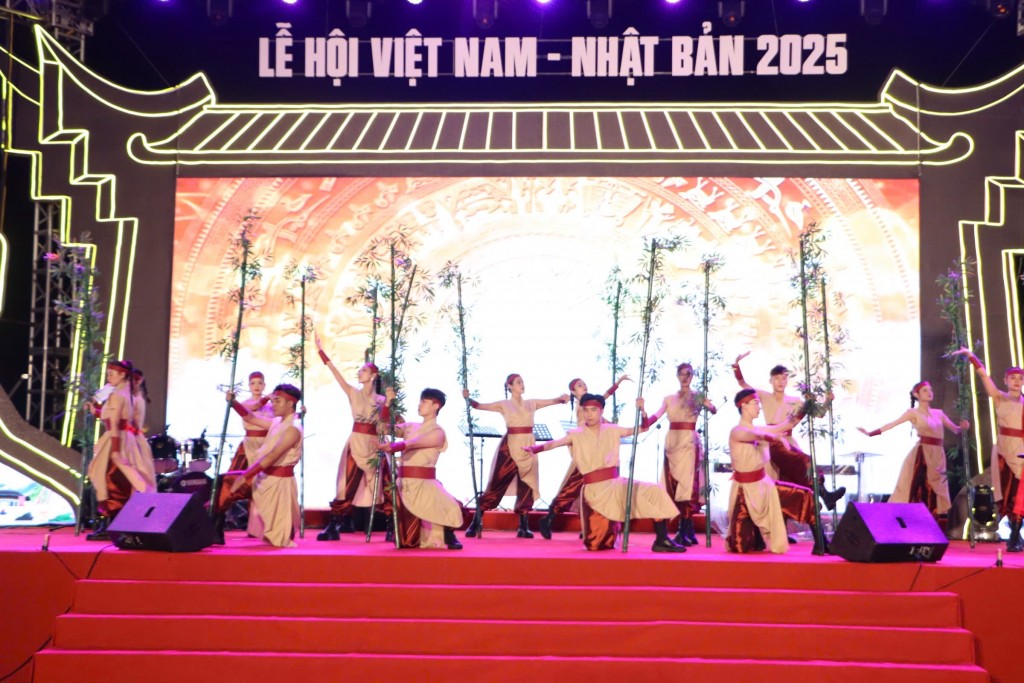 Lễ hội Việt Nam – Nhật Bản lần thứ 10 năm 2025 chính thức khai mạc tại Công viên Biển Đông (Ảnh Đ.Minh)