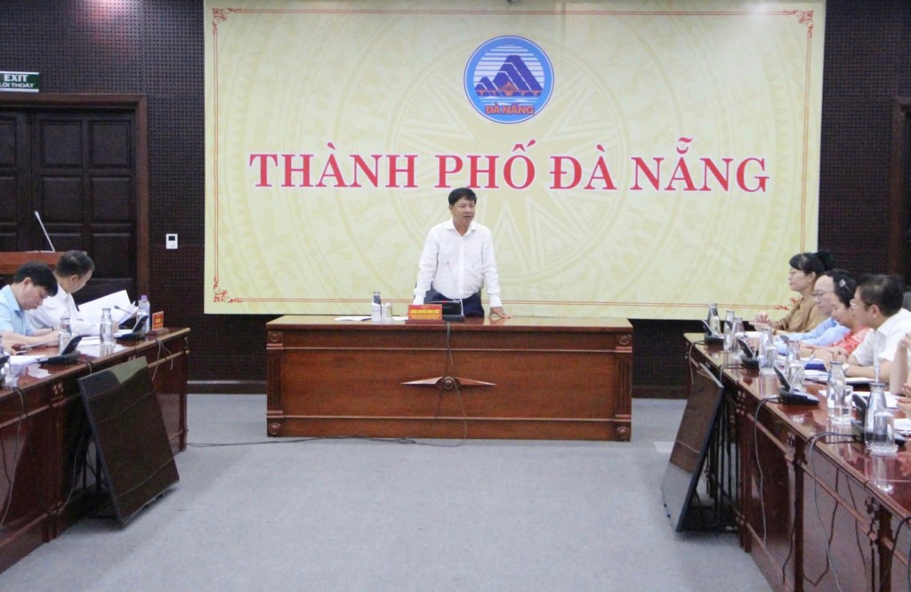 Chủ tịch UBND TP Đà Nẵng Lương Nguyễn Minh Triết chủ trì cuộc họp với Sở Tài chính (Ảnh danang.gov)