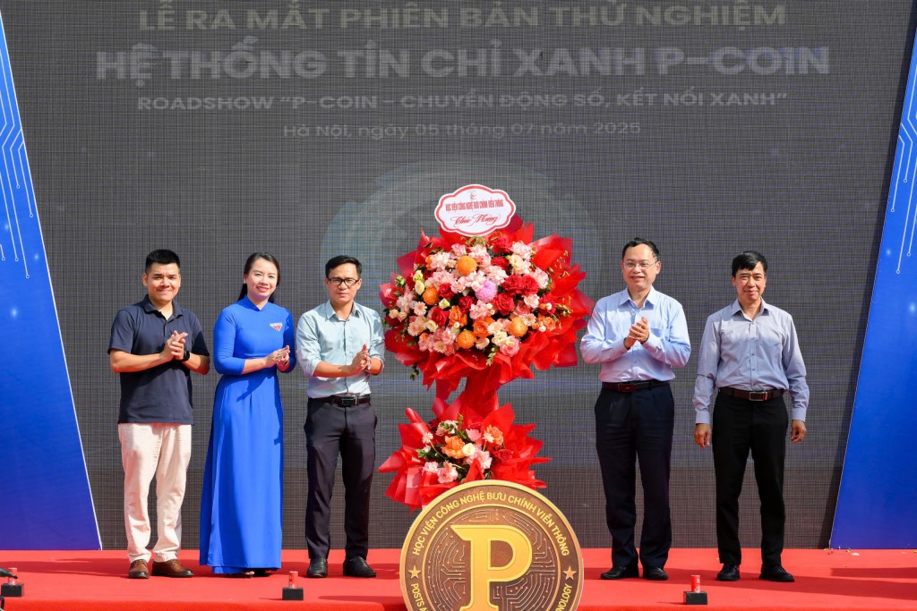Trường đại học đầu tiên ra mắt Hệ thống Tín chỉ xanh P-Coin