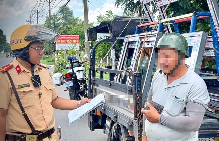 TP Hồ Chí Minh tăng cường xử lý xe cồng kềnh, quá khổ
