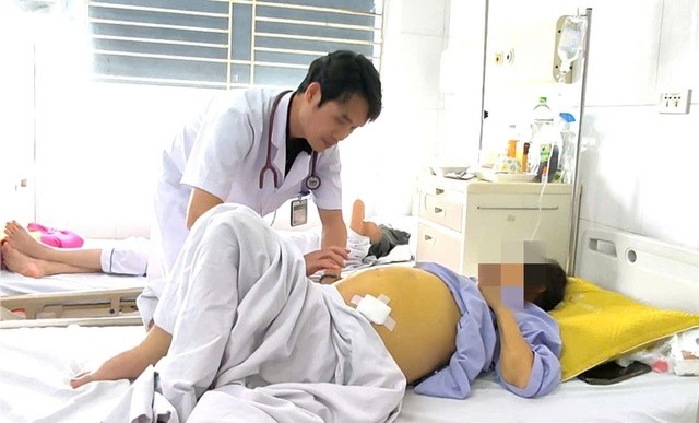 Mắc xơ gan vì tự ý bỏ thuốc điều trị viêm gan B