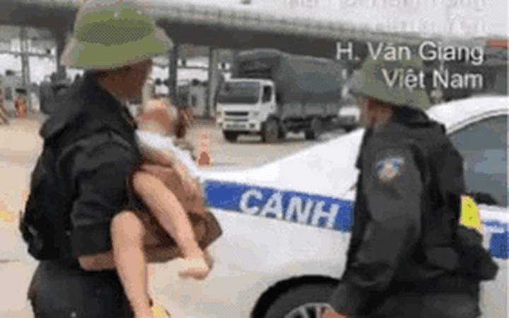 Bé gái co giật được CSGT đưa đi cấp cứu đã xuất viện