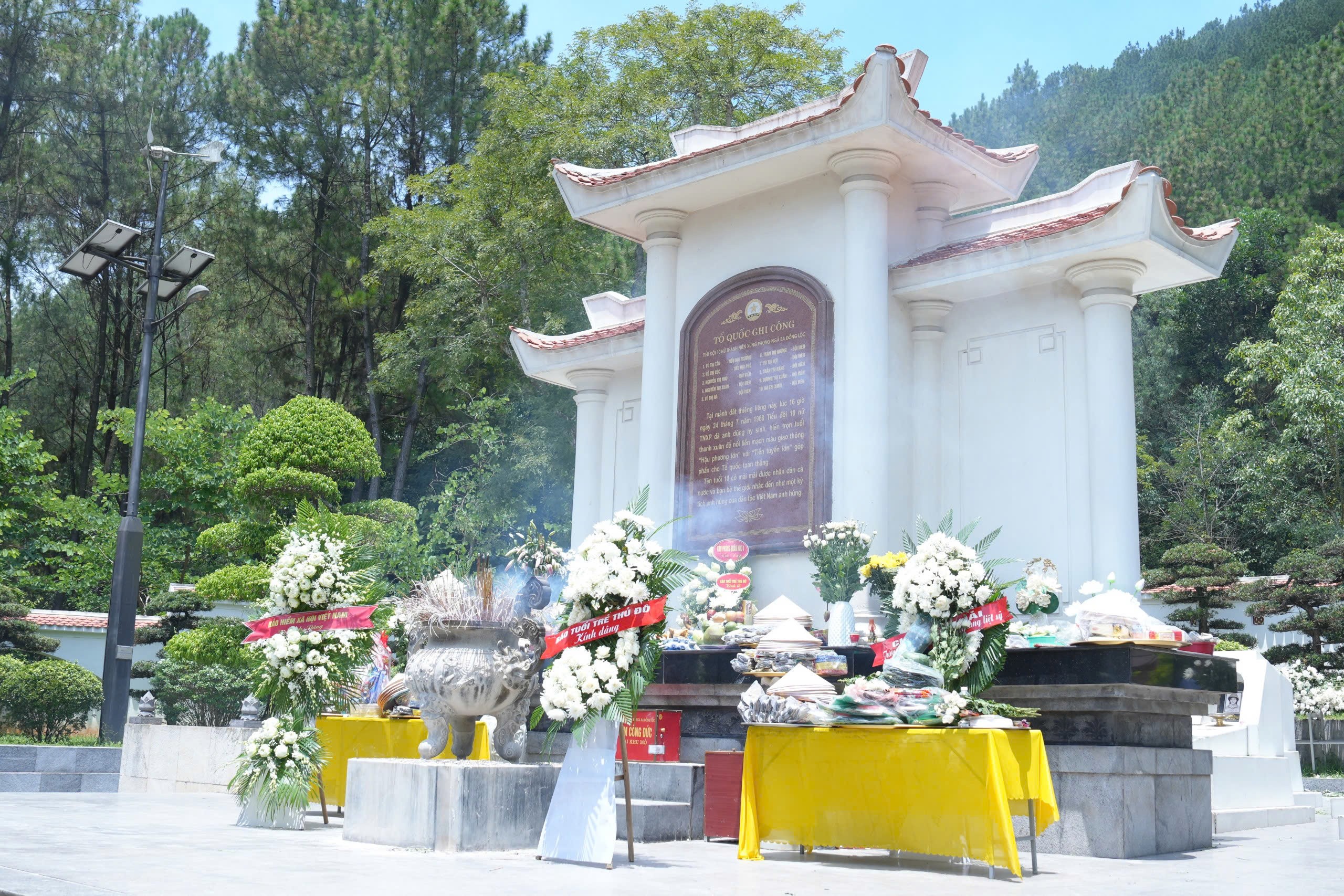 Hành trình về nguồn tưởng nhớ công ơn các Anh hùng liệt sĩ