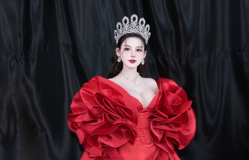Kiều Vũ được Nguyễn Minh Tuấn "chọn mặt gửi vàng" kết màn show diễn